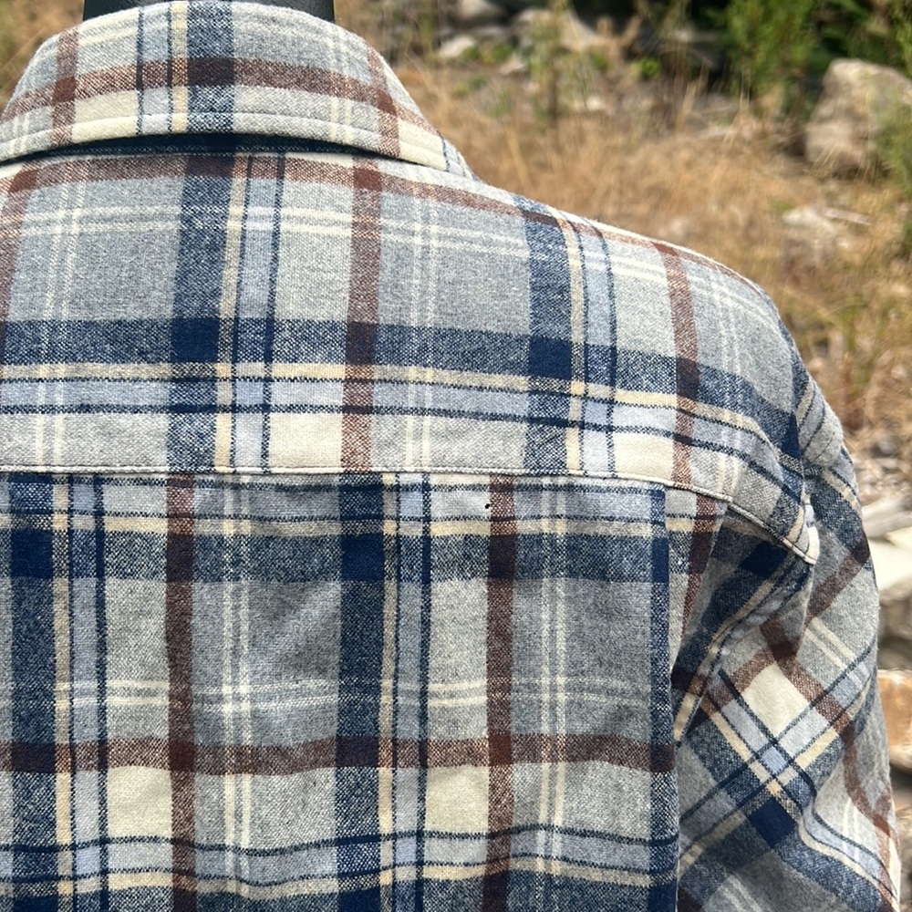 Pendleton 100% Virgin Wool Oversized Button Up Pl… - image 7